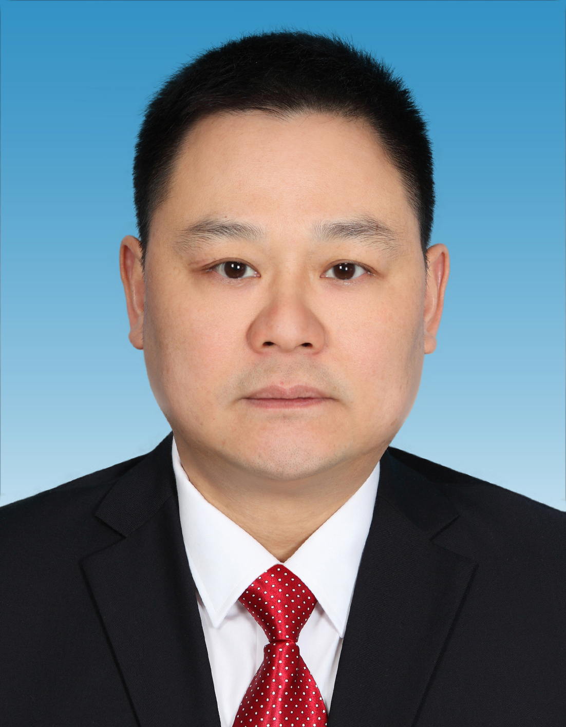 市住房和城乡建设局党组成员、副局长：向京