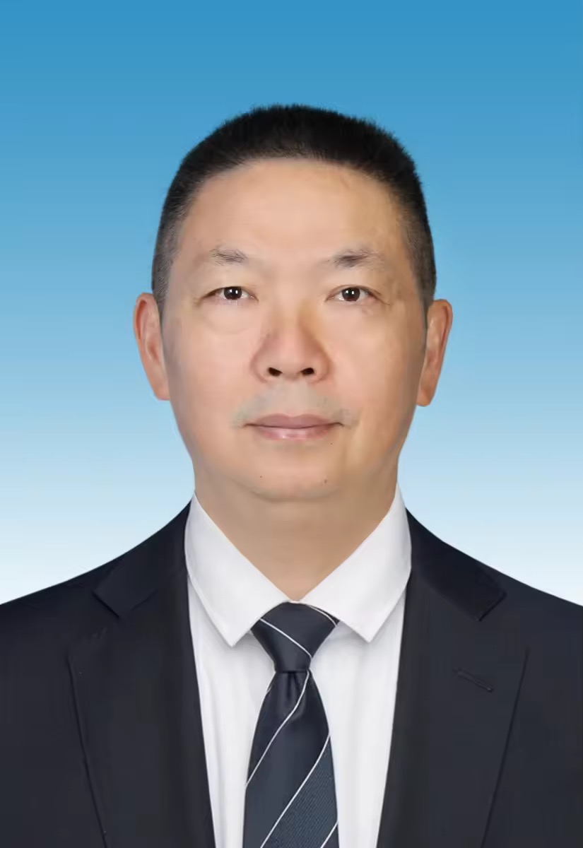 市住房和城乡建设局党组成员、副局长：陶敏